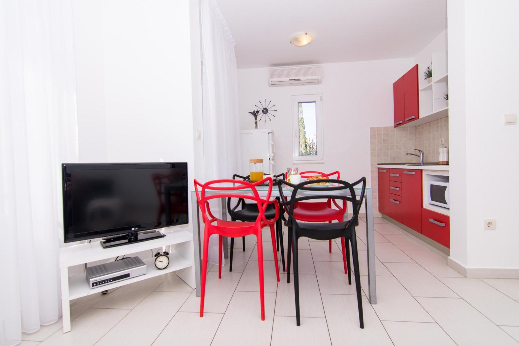 Rici Ii Apartament Bol